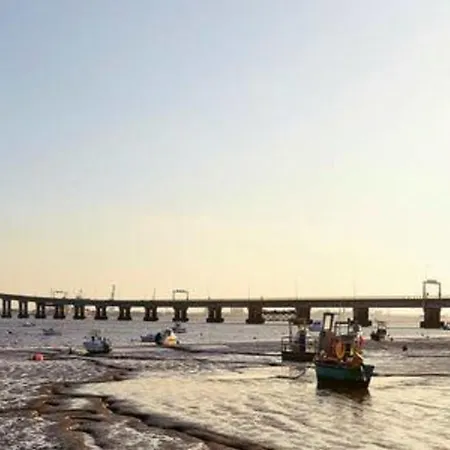 Le Glamour I Peaceful I High-speed Internet *